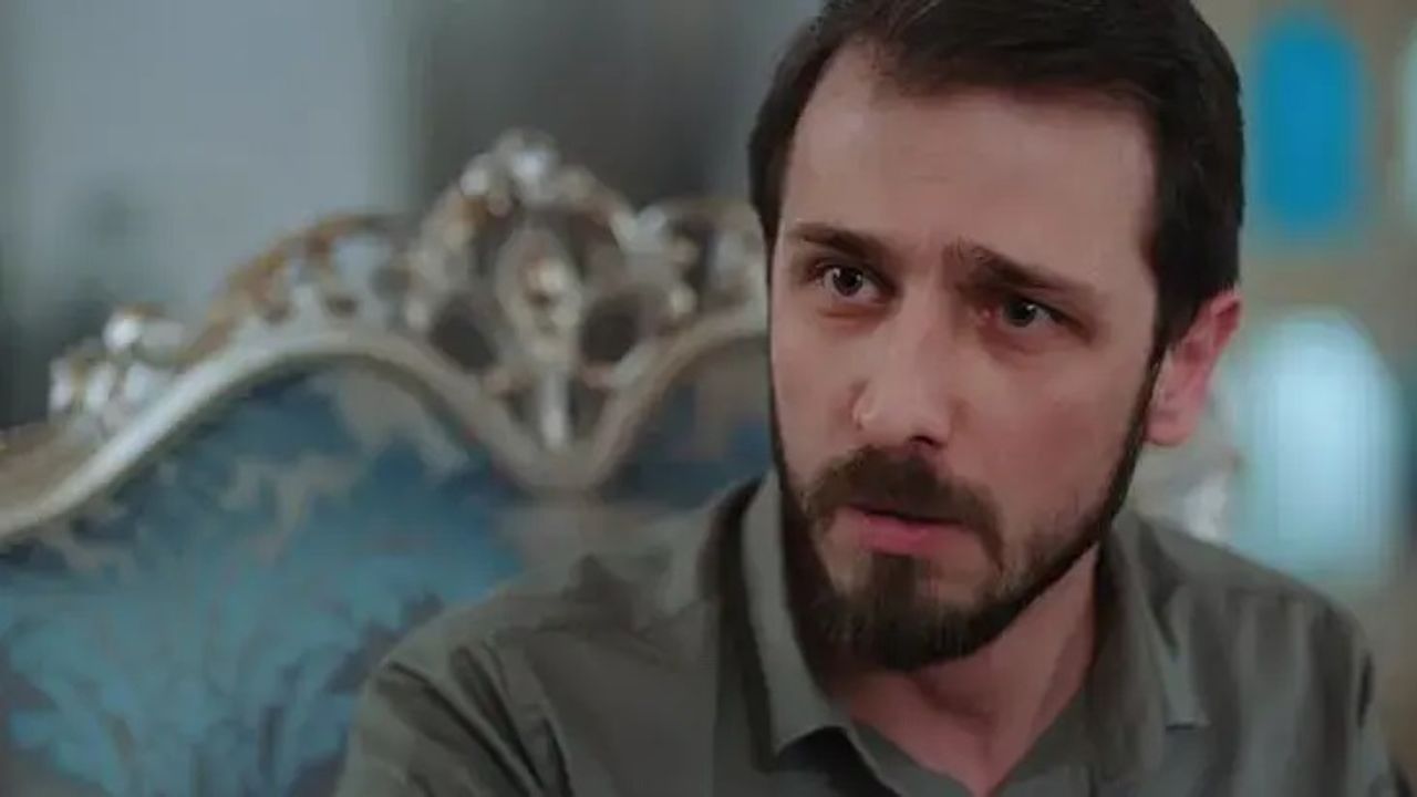 Kızılcık Şerbeti’nin Mustafa’sı Emrah Altıntoprak Kimdir? Evli Mi?