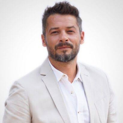 Uzak Şehir Uğur Ölecek Mi? Doktor Uğur Neden Ayrıldı? Dönecek Mi?
