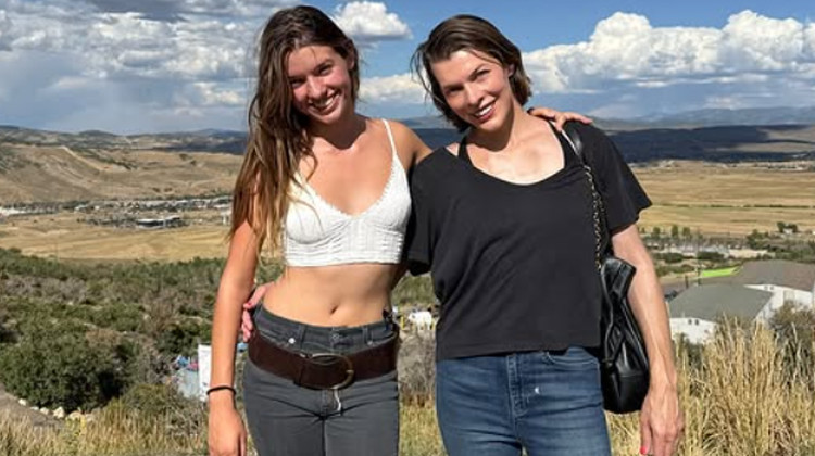 Bir zamanlar magazin dünyasında fırtınalar estiriyordu... Boy boy kızları var... Hepsi de kendisine benziyor