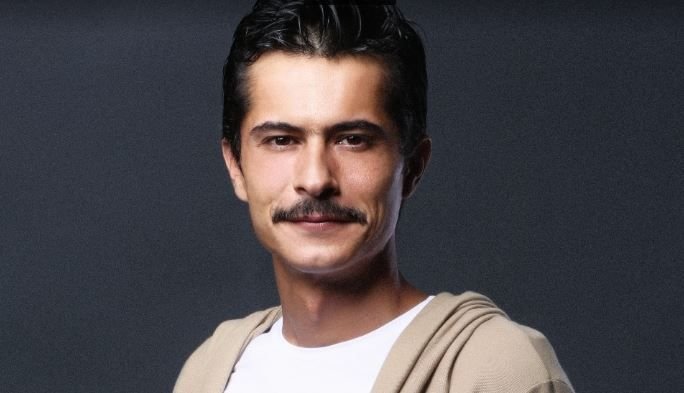 İsmail Hacıoğlu Kimdir? Nereli – Boyu – Yaşı – Dizileri – Ailesi